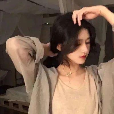 校草是女生